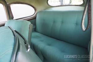 Image 34/50 of Lincoln Zephyr (1947)
