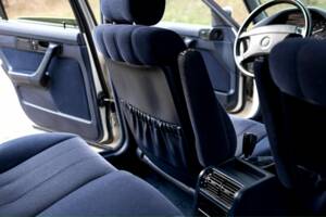 Image 10/55 of BMW 525ix (1993)