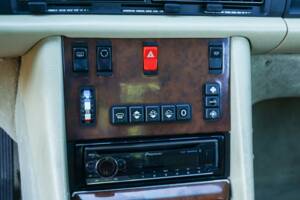Bild 33/50 von Mercedes-Benz 560 SEC (1987)