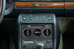 Image 30/53 de Mercedes-Benz 200 T (1982)