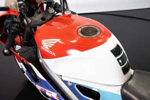 Immagine 42/45 di Honda VFR 400 R (1992)