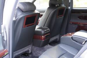 Bild 12/19 von Maybach 57 (2006)
