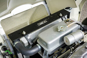 Image 23/65 de Jaguar E-Type 3.8 Flat Floor (1961)