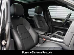 Imagen 18/34 de Porsche Cayenne Coupé E-Hybrid (2025)