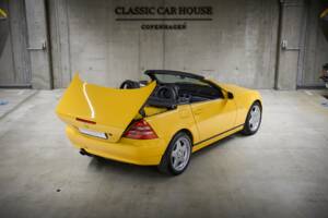Image 31/100 de Mercedes-Benz SLK 230 Kompressor (1999)