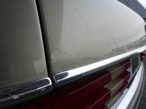 Image 20/23 of Mercedes-Benz 380 SEC (1982)