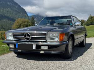 Image 6/26 of Mercedes-Benz 560 SL (1988)