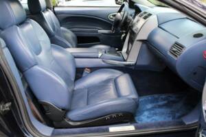 Immagine 12/15 di Aston Martin V12 Vanquish (2004)