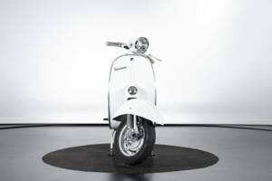 Image 7/49 de Piaggio Vespa 50 SS (1966)