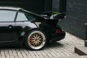 Bild 31/95 von Porsche 911 Turbo 3.3 (1991)