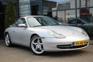 Image 3/8 of Porsche 911 Carrera (1998)