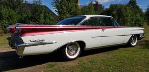 Imagen 2/30 de Oldsmobile 98 Holiday SceniCoupe (1959)