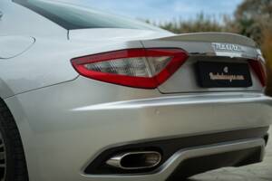 Bild 27/50 von Maserati GranTurismo S (2009)