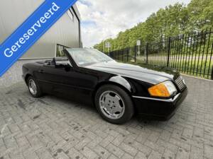 Image 3/50 of Mercedes-Benz 500 SL (1991)