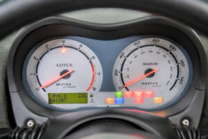 Image 19/50 of Lotus Elise (2003)
