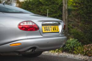 Imagen 20/50 de Jaguar XK8 4.0 (2000)