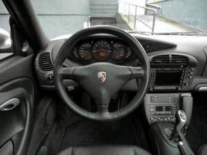 Bild 35/50 von Porsche 911 Carrera (2004)