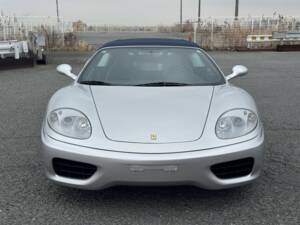 Immagine 2/44 di Ferrari 360 Spider (2004)