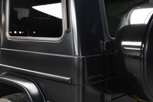 Bild 22/50 von Mercedes-Benz G 63 AMG (lang) (2017)