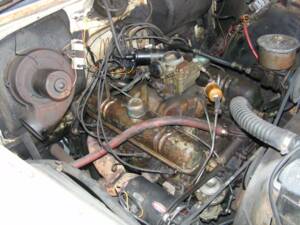 Image 30/56 of Buick 40 Special (1956)