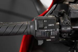 Imagen 41/47 de Kawasaki GPz 1000RX (1986)