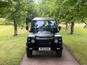 Image 6/25 of Land Rover Defender 90 TD4 (2010)