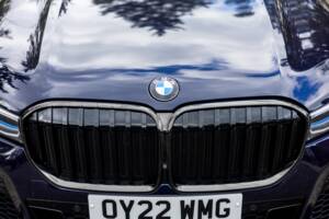 Bild 14/46 von BMW 740d xDrive (2022)