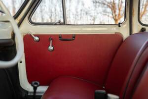 Image 30/50 of FIAT 500 F (1970)