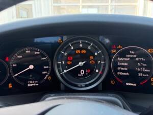 Image 12/12 of Porsche 911 Carrera (2023)