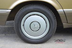 Bild 16/39 von Mercedes-Benz 300 SE (1986)