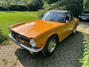 Immagine 3/8 di Triumph TR 6 (1975)