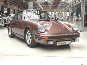 Bild 8/29 von Porsche 911 2.7 S (1977)