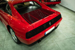 Image 7/33 of Ferrari 348 TS (1990)