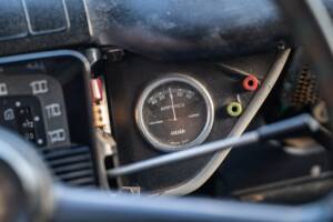 Image 32/66 of Renault R 4 Super (1962)