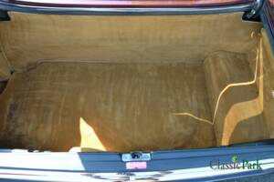 Image 14/50 of Mercedes-Benz 560 SL (1987)