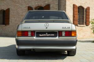 Image 8/50 of Mercedes-Benz 190 E 2.3-16 (1985)