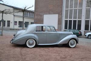 Image 6/23 of Bentley R-Type (1953)