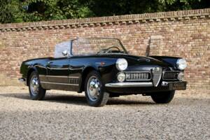 Bild 35/50 von Alfa Romeo 2000 Spider (1961)