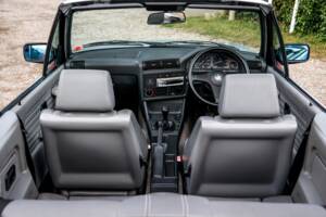 Immagine 16/28 di BMW 318i (1993)