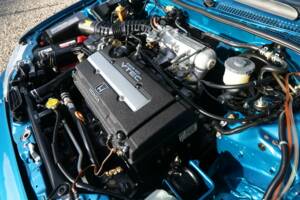 Bild 4/50 von Honda CRX 1.6 VTi (1992)