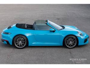 Image 8/42 of Porsche 911 Carrera (2020)