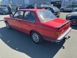 Image 2/6 of BMW 315 (1983)