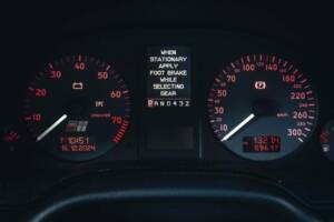 Image 13/15 of Audi S8 (1999)