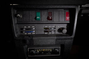 Immagine 70/98 di Volvo 244 DL (1975)