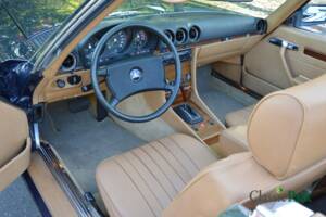 Image 37/50 de Mercedes-Benz 380 SL (1982)