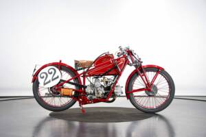 Immagine 7/50 di Moto Guzzi 250 SS (1930)