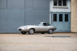 Bild 1/18 von Jaguar E-Type 4.2 (1965)