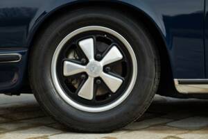 Image 19/50 of Porsche 911 2.4 S &quot;Oilflap&quot; (1972)