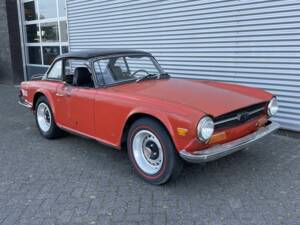 Image 1/8 of Triumph TR 6 (1971)