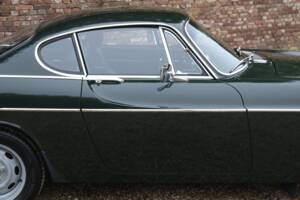 Image 28/50 of Volvo 1800 S (1968)
